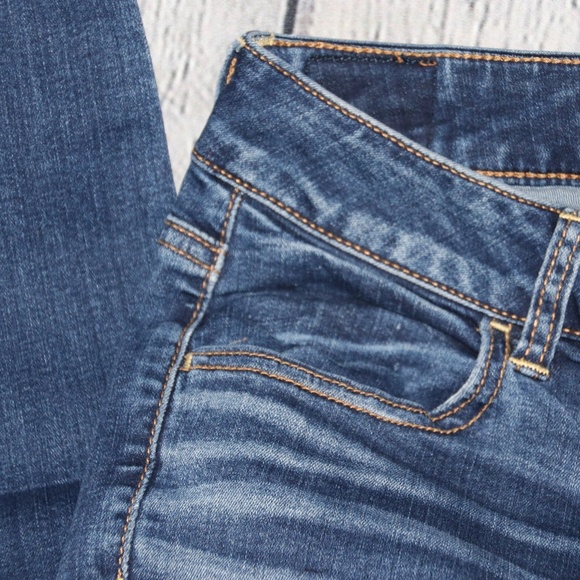 American Eagle dark wash jeans - Picture 3 of 8